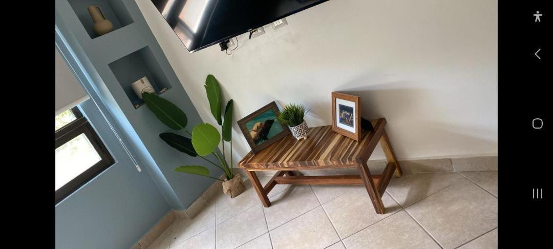 Beautiful Newly Refurbished 2 Bedroom 2 Bathroom 2nd Floor *