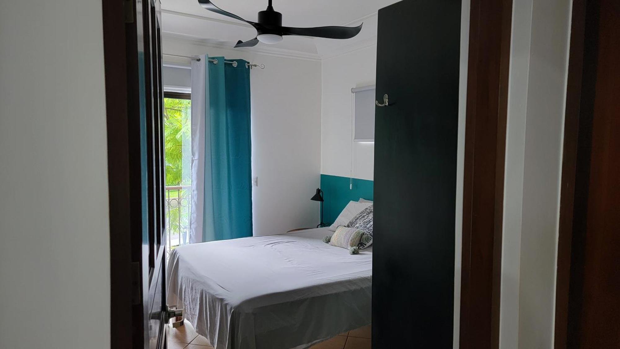 Beautiful Newly Refurbished 2 Bedroom 2 Bathroom 2nd Floor Apartment Tamarindo