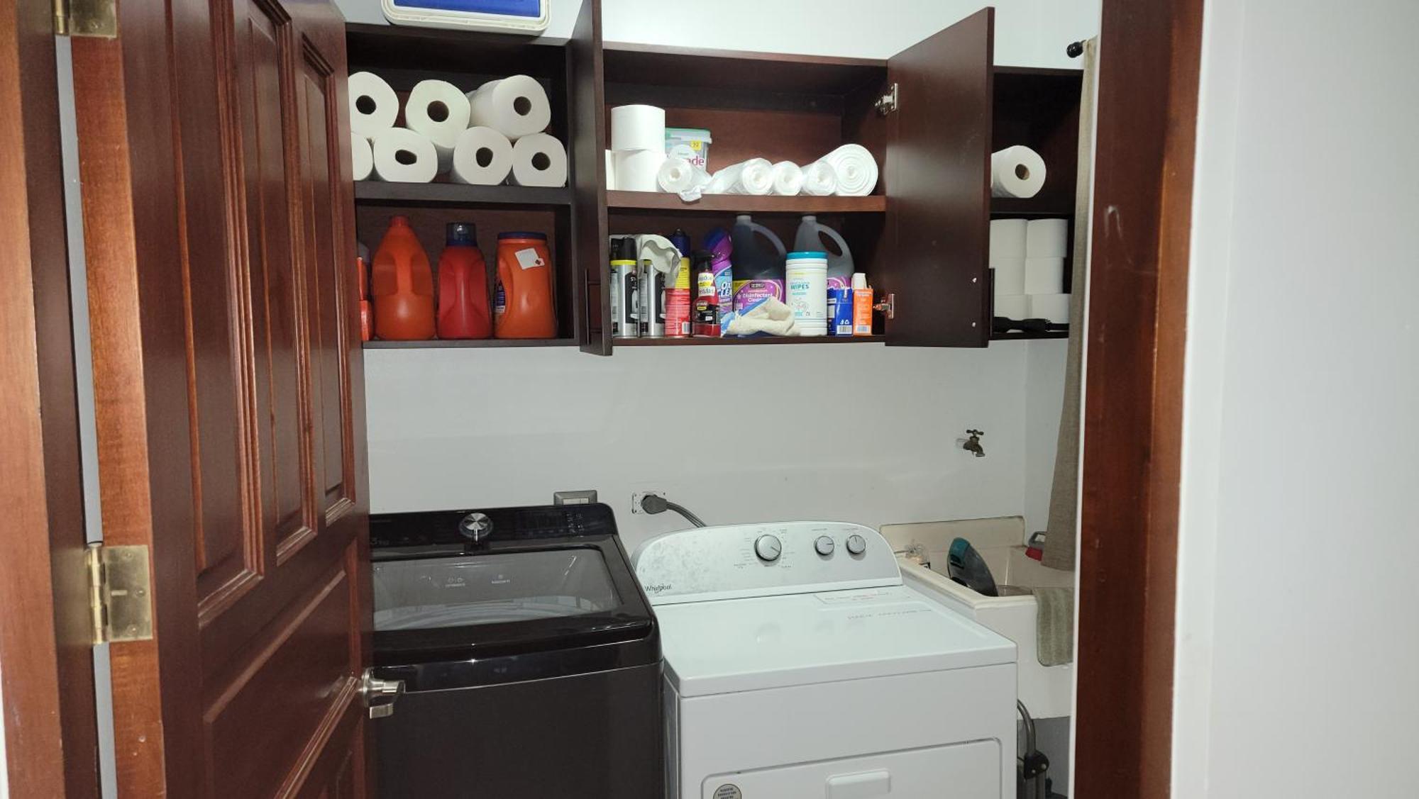 Apartment Beautiful Newly Refurbished 2 Bedroom 2 Bathroom 2nd Floor