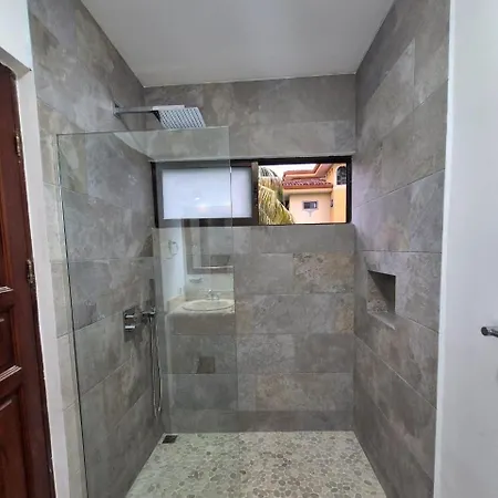 Beautiful Newly Refurbished 2 Bedroom 2 Bathroom 2Nd Floor Condo Tamarindo Exterior photo