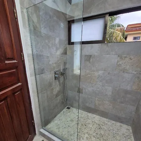 Beautiful Newly Refurbished 2 Bedroom 2 Bathroom 2Nd Floor Condo Tamarindo Exterior photo