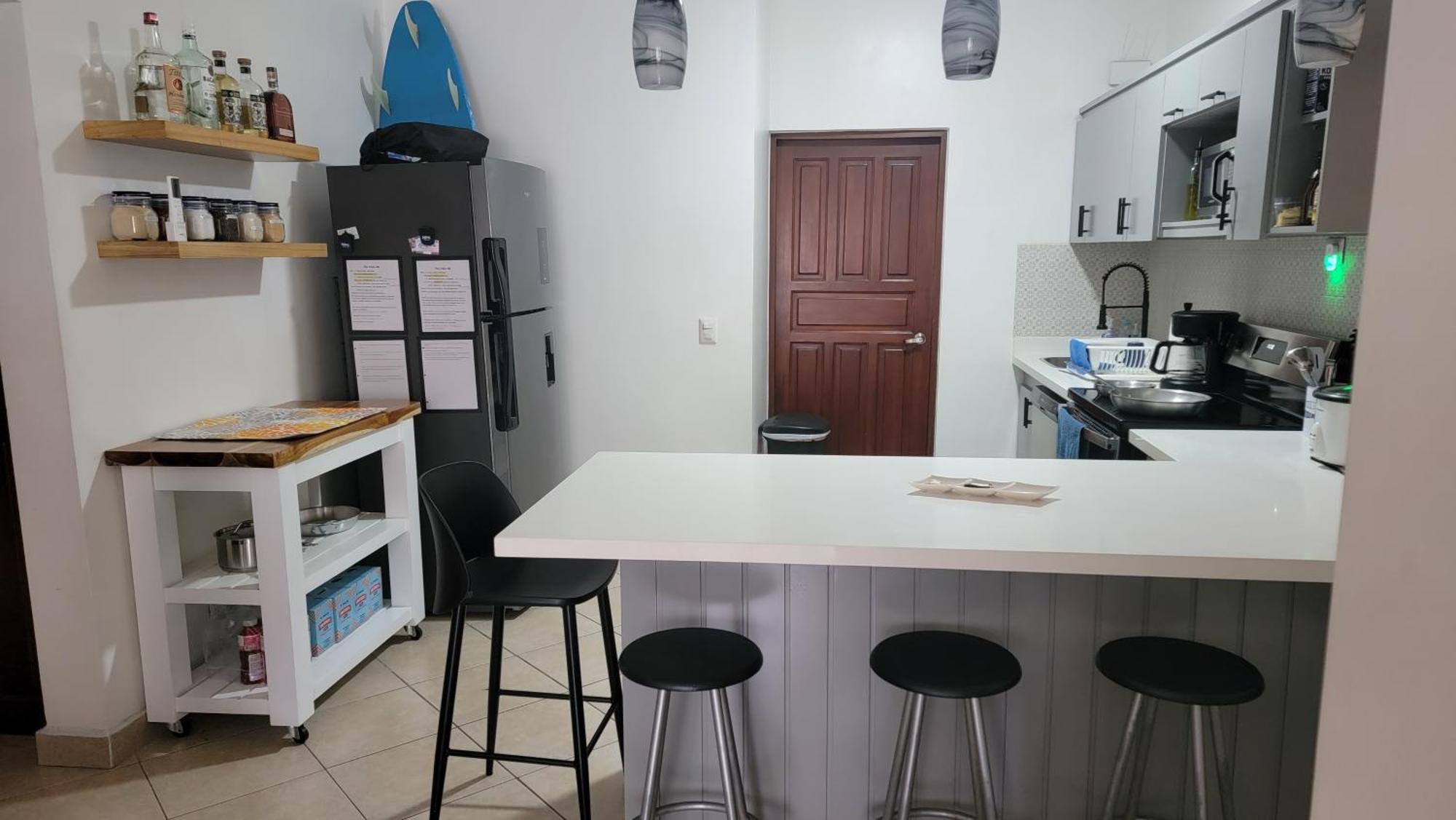 Beautiful Newly Refurbished 2 Bedroom 2 Bathroom 2nd Floor Tamarindo